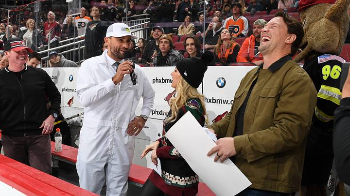 Philadelphia Flyers v Arizona Coyotes Philadelphia Flyers v Arizona Coyotes