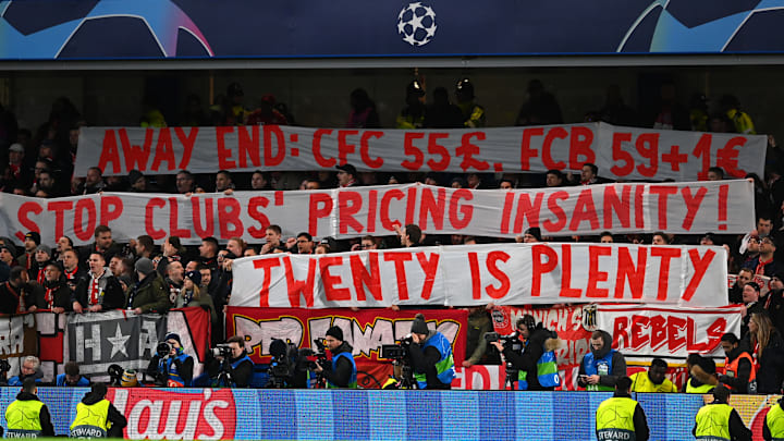 Die Bayern-Fans machen sich seit Jahren gegen horrende Ticketpreise stark Die Bayern-Fans machen sich seit Jahren gegen horrende Ticketpreise stark