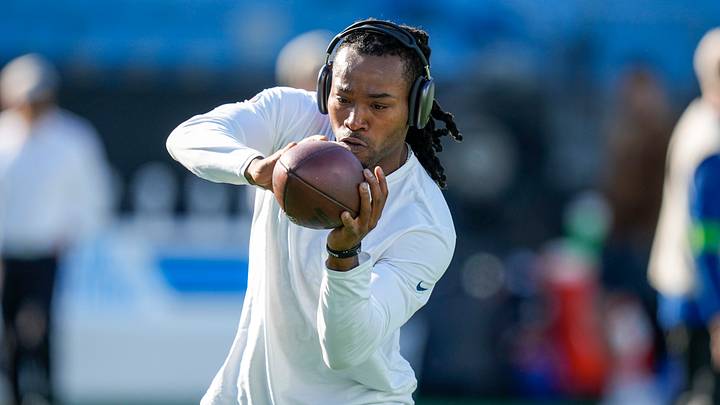 Nov 5, 2023; Charlotte, North Carolina, USA; Indianapolis Colts wide receiver Juwann Winfree (9) during warm ups against the Carolina Panthers at Bank of America Stadium. Mandatory Credit: Jim Dedmon-USA TODAY Sports Nov 5, 2023; Charlotte, North Carolina, USA; Indianapolis Colts wide receiver Juwann Winfree (9) during warm ups against the Carolina Panthers at Bank of America Stadium. Mandatory Credit: Jim Dedmon-USA TODAY Sports