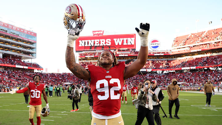 San Francisco 49ers defensive end Chase Young (92)