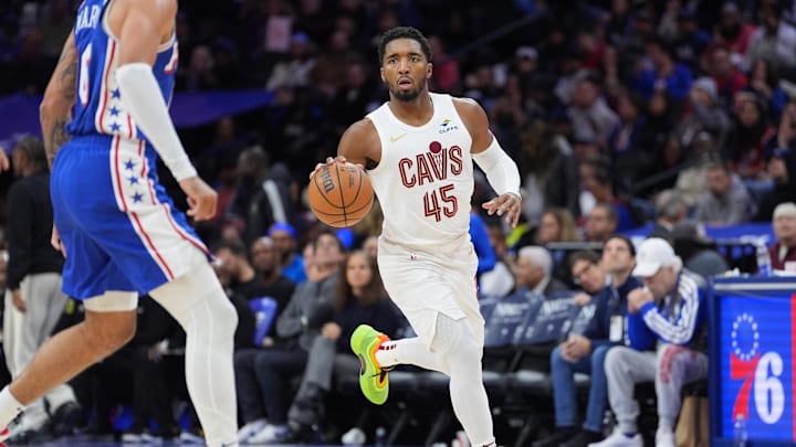 Donovan Mitchell dribbles during the Cavaliers' 114–106 win over the 76ers on Nov. 13, 2024.