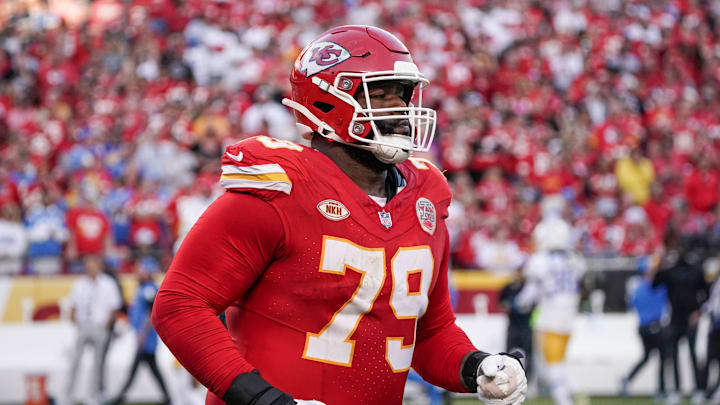 Oct 12, 2023; Kansas City, Missouri, USA; Kansas City Chiefs offensive tackle Donovan Smith (79) on field against the Los Angeles Chargers during the game at GEHA Field at Arrowhead Stadium. Mandatory Credit: Denny Medley-Imagn Images