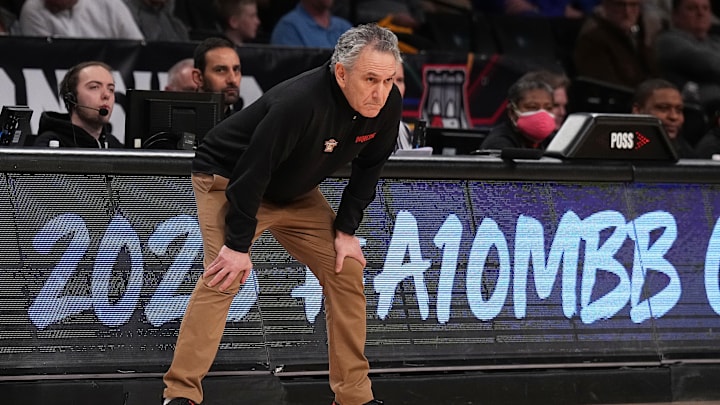 La Salle Explorers v Duquesne Dukes