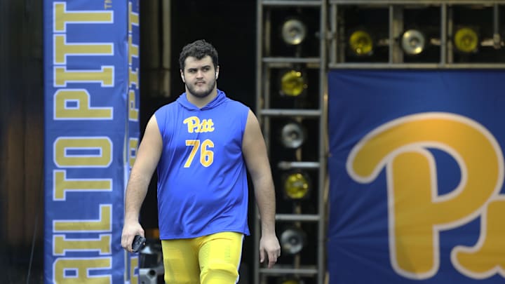 Oct 23, 2021; Pittsburgh, Pennsylvania, USA;  Pittsburgh Panthers offensive lineman Matt Goncalves
