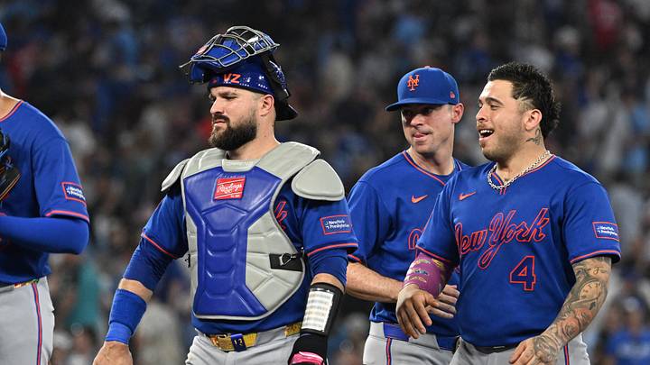 Jun 30, 2026; Toronto, Ontario, CAN; New York Mets catcher Luis Torrens (38) and designated hitter Francisco Alvarez (4) celebrate with team mates after a win over the Toronto Blue Jays at Rogers Centre. Mandatory Credit: Dan Hamilton-Imagn Images Jun 30, 2026; Toronto, Ontario, CAN; New York Mets catcher Luis Torrens (38) and designated hitter Francisco Alvarez (4) celebrate with team mates after a win over the Toronto Blue Jays at Rogers Centre. Mandatory Credit: Dan Hamilton-Imagn Images