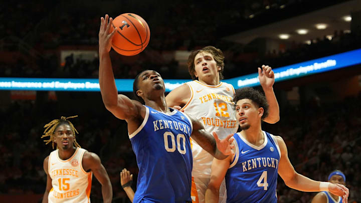 Kentucky's Otega Oweh (0) gets the rebound during an NCAA college basketball game against Tennessee on Tuesday, Jan. 28, 2025, in Knoxville, Tenn.