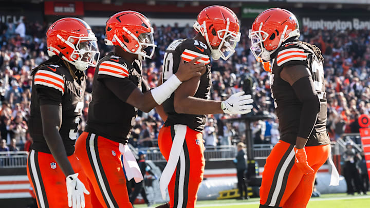 Oct 27, 2024; Cleveland, Ohio, USA; Cleveland Browns wide receiver Cedric Tillman (19) celebrates with wide receiver Jerry Jeudy (3) and quarterback Jameis Winston (5) and running back D'Onta Foreman (27) after catching a touchdown pass during the second half against the Baltimore Ravens at Huntington Bank Field. Mandatory Credit: Ken Blaze-Imagn Images