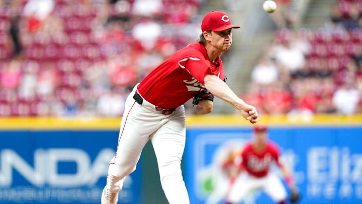 Cincinnati Reds pitcher Brady Singer (51) delivers a pitch in the first inning of a MLB game between the Cincinnati Reds and Pittsburgh Pirates, Tuesday, Sept. 23, 2025, at Great American Ball Park in downtown Cincinnati.