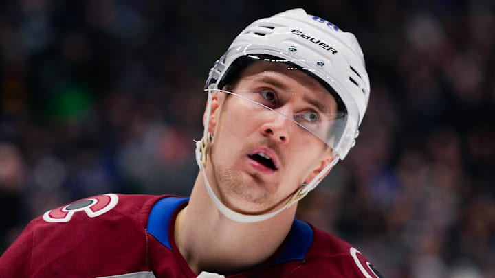 Colorado Avalanche v Vancouver Canucks