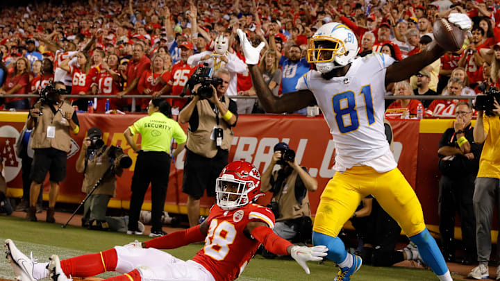 Los Angeles Chargers v Kansas City Chiefs