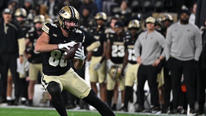 Nov 16, 2024; West Lafayette, Indiana, USA; Purdue Boilermakers tight end Max Klare (86) catches a pass during the second half against the Penn State Nittany Lions at Ross-Ade Stadium. Mandatory Credit: Marc Lebryk-Imagn Images