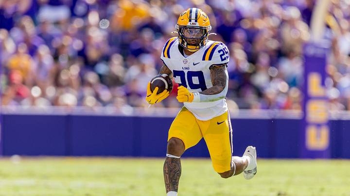 LSU Tigers running back Caden Durham runs. Mandatory Credit: Stephen Lew-Imagn Images