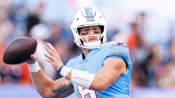 Chicago Bears v Tennessee Titans