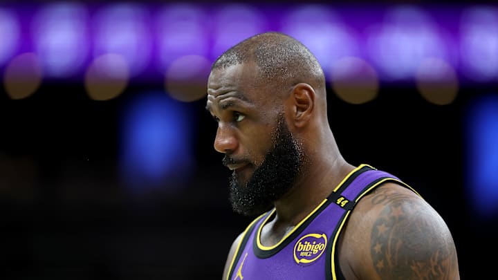 Los Angeles Lakers v Boston Celtics