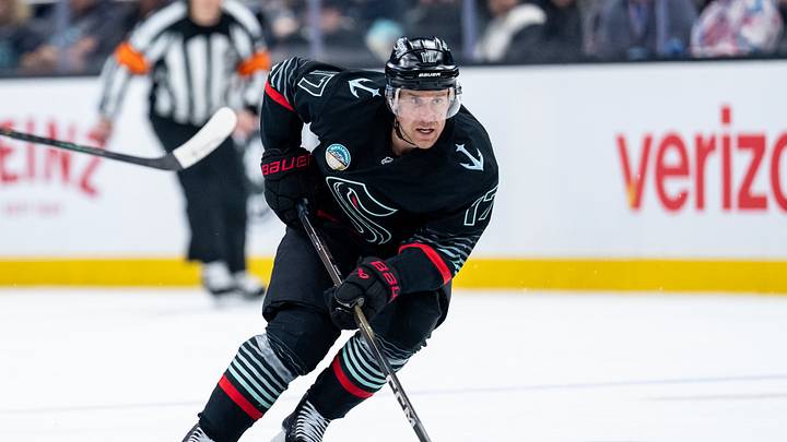 Seattle Kraken forward Jaden Schwartz 