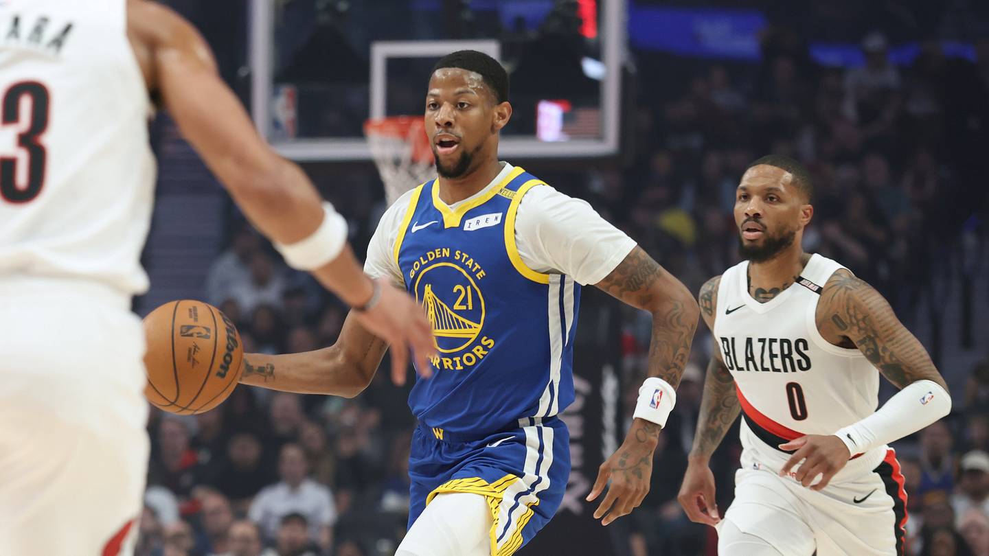 Warriors Waive 3 Players to Set Roster for Regular Season