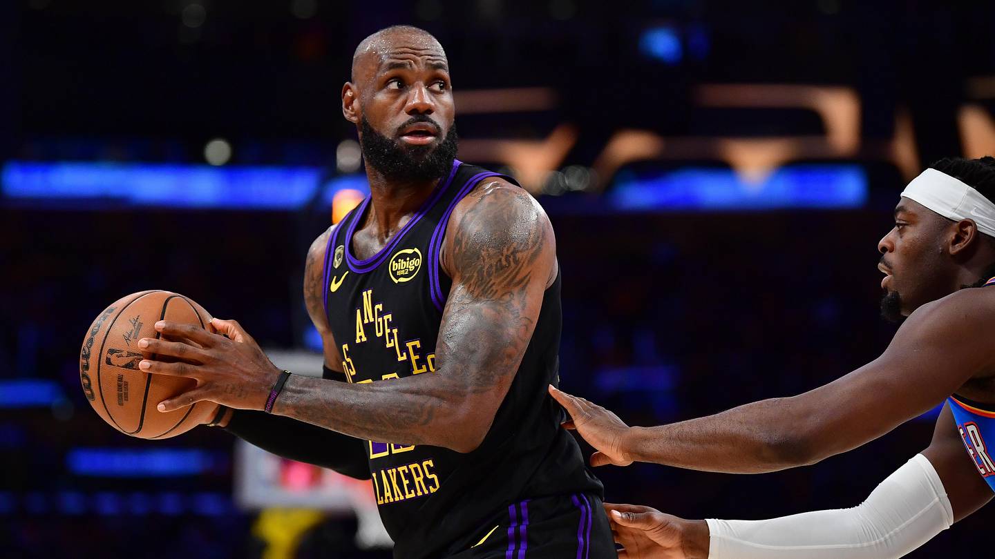 Report: Warriors More Likely to Land LeBron Than Major Suito