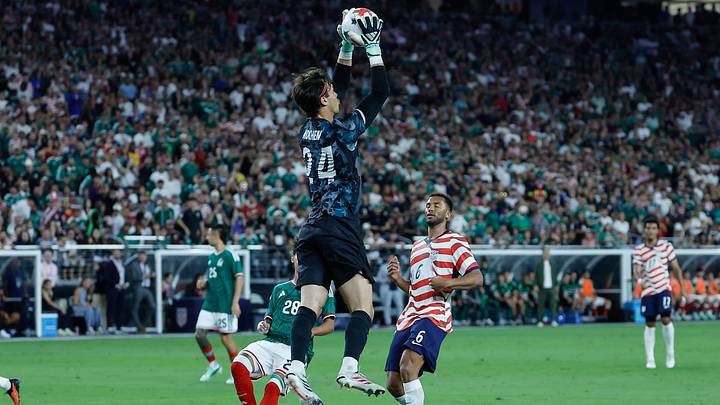 SOCCER: OCT 03 USA vs Mexico