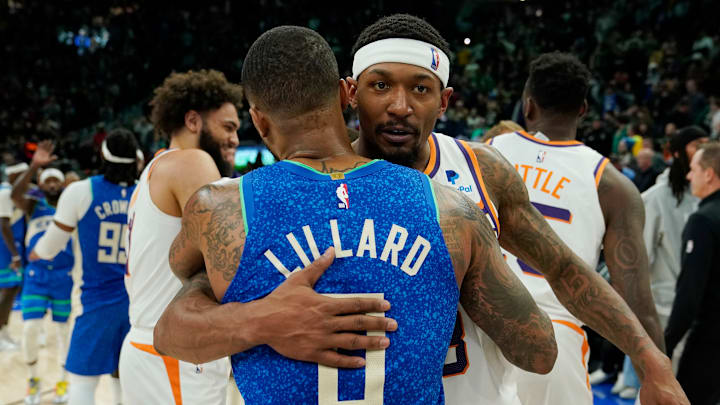Phoenix Suns v Milwaukee Bucks