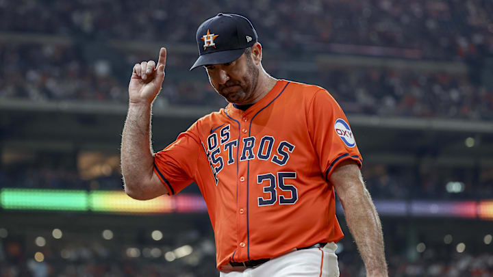 Sep 20, 2024; Houston, Texas, USA; Houston Astros starting pitcher Justin Verlander (35) motions to the crowd while walking to the dugout after a pitching change in the fifth inning against the Los Angeles Angels at Minute Maid Park. Mandatory Credit: Troy Taormina-Imagn Images