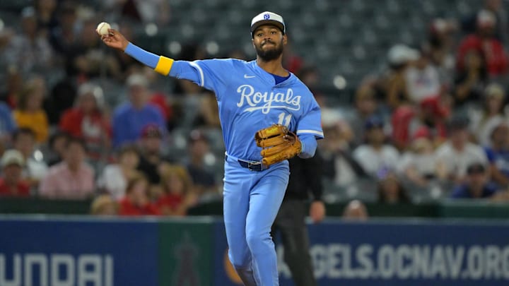 Sep 24, 2025; Anaheim, California, USA; Kansas City Royals third baseman Maikel Garcia (11) makes a play in the eighth inning against the Los Angeles Angels at Angel Stadium. Mandatory Credit: Jayne Kamin-Oncea-Imagn Images Sep 24, 2025; Anaheim, California, USA; Kansas City Royals third baseman Maikel Garcia (11) makes a play in the eighth inning against the Los Angeles Angels at Angel Stadium. Mandatory Credit: Jayne Kamin-Oncea-Imagn Images