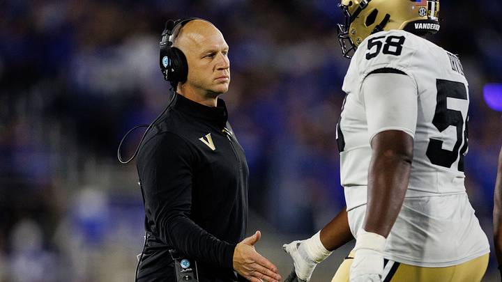 Oct 24, 2026; Lexington, Kentucky, USA; Vanderbilt Commodores head coach Clark Lea fives Vanderbilt Commodores offensive lineman Orion Irving (58) during the first quarter against the Kentucky Wildcats at Kroger Field. Mandatory Credit: Jordan Prather-Imagn Images Oct 24, 2026; Lexington, Kentucky, USA; Vanderbilt Commodores head coach Clark Lea fives Vanderbilt Commodores offensive lineman Orion Irving (58) during the first quarter against the Kentucky Wildcats at Kroger Field. Mandatory Credit: Jordan Prather-Imagn Images