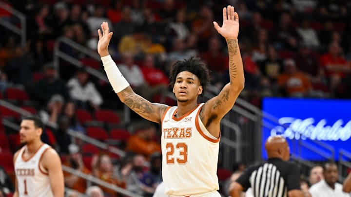 Dillon Mitchell, Texas basketball