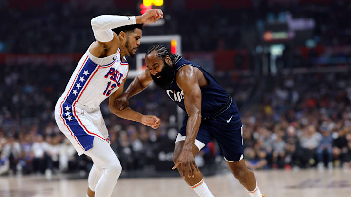 Philadelphia 76ers v Los Angeles Clippers