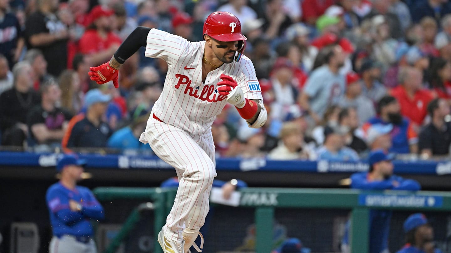 Nick Castellanos Agrees to Contract With Padres After Phillies Release