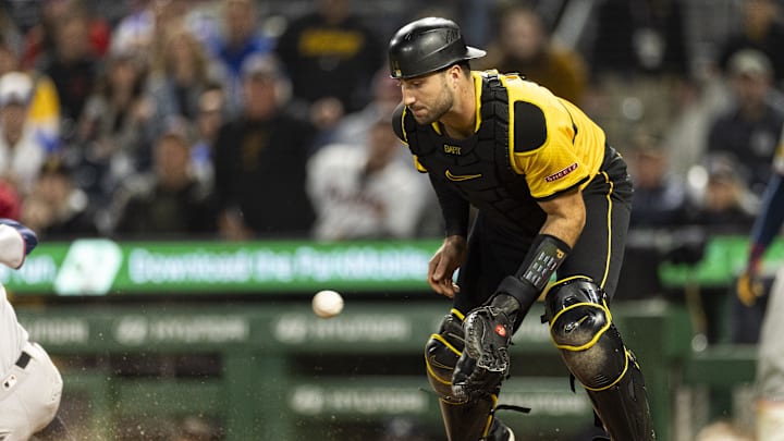 May 9, 2025; Pittsburgh, Pennsylvania, USA; Pittsburgh Pirates catcher Joey Bart (14) stops a ball at home plate as an Atlanta Braves runner scores during the ninth inning at PNC Park. Mandatory Credit: Scott Galvin-Imagn Images May 9, 2025; Pittsburgh, Pennsylvania, USA; Pittsburgh Pirates catcher Joey Bart (14) stops a ball at home plate as an Atlanta Braves runner scores during the ninth inning at PNC Park. Mandatory Credit: Scott Galvin-Imagn Images