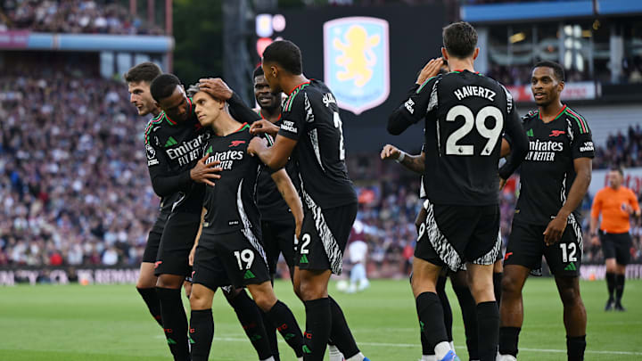 Aston Villa FC v Arsenal FC - Premier League