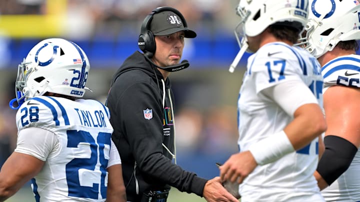 Sep 28, 2025; Inglewood, California, USA; Indianapolis Colts head coach Shane Steichen shakes hands with players after a score during the first half against the Los Angeles Rams at SoFi Stadium. Sep 28, 2025; Inglewood, California, USA; Indianapolis Colts head coach Shane Steichen shakes hands with players after a score during the first half against the Los Angeles Rams at SoFi Stadium.