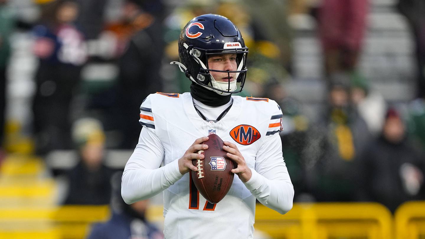 Tyson Bagent's Estimated Trade Value Makes Potential Bears Decision Easy