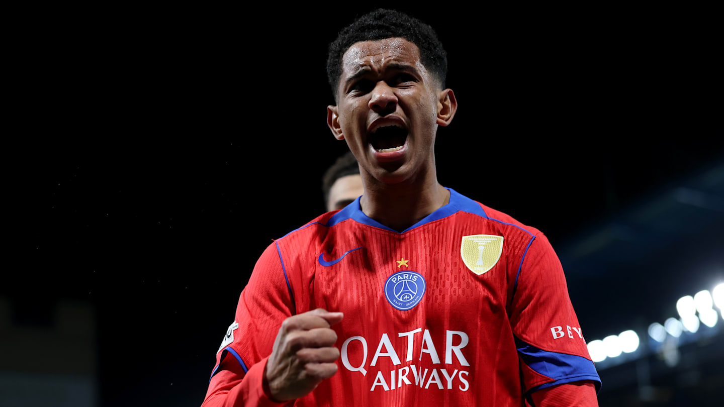 PSG mercato : Senny Mayulu vers un départ de Paris ? La réponse forte du clan du Titi Parisien