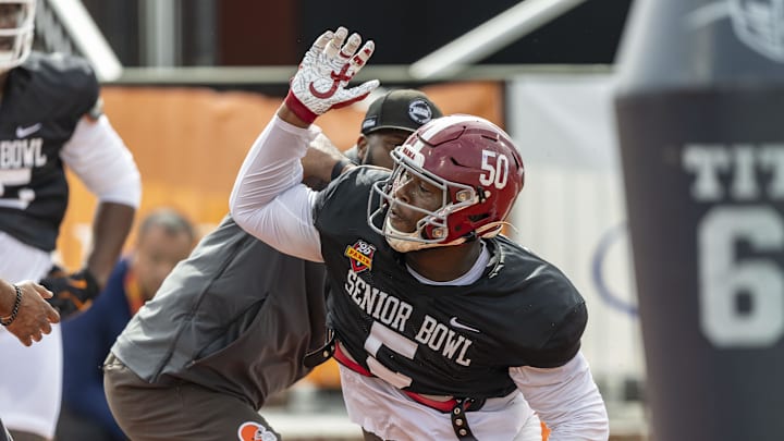 Jan 30, 2025; Mobile, AL, USA; American team linebacker Tim Smith of Alabama (5) works through drills during Senior Bowl practice for the American team at Hancock Whitney Stadium. Mandatory Credit: Vasha Hunt-Imagn Images