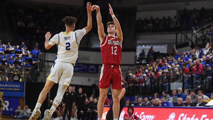 USD guard Isaac Bruns. USD guard Isaac Bruns.