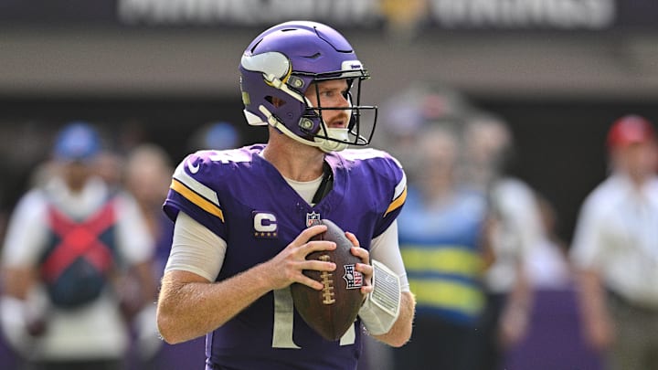 Minnesota Vikings QB San Darnold looks to pass against the San Francisco 49ers. / Jeffrey Becker/Imagn Images