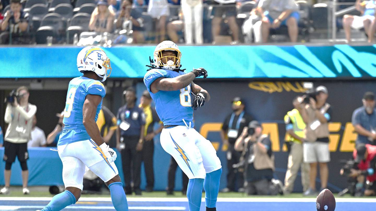 Chargers Week 1 Rookie and Sophomore Power Rankings: Oronde Gadsden's Climb Back Up