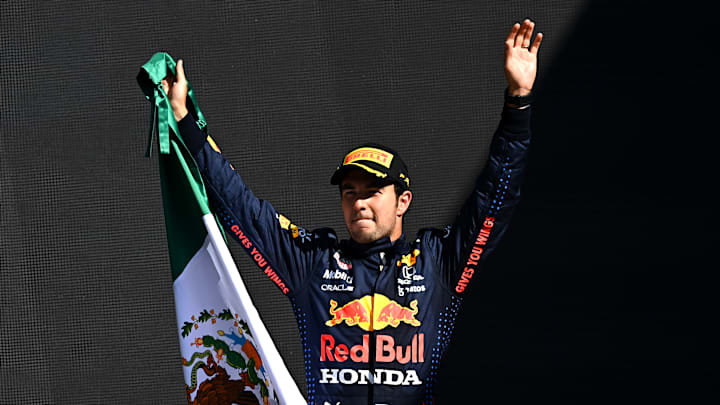 Sergio "Checo" Pérez cuando alcanzó el podio en el Gran Premio de México de 2023
