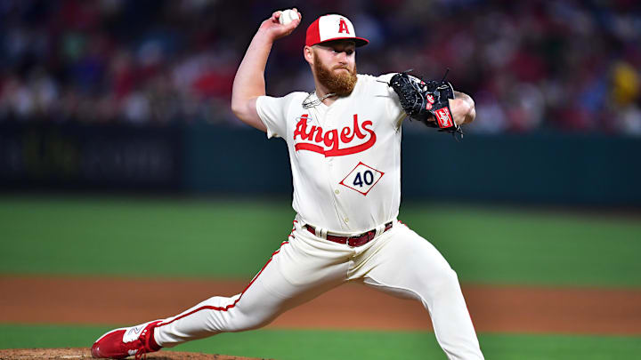 Jul 1, 2023; Anaheim, California, USA; Los Angeles Angels relief pitcher Sam Bachman (40) throws against the Arizona Diamondbacks during the sixth inning at Angel Stadium. Mandatory Credit: Gary A. Vasquez-Imagn Images Jul 1, 2023; Anaheim, California, USA; Los Angeles Angels relief pitcher Sam Bachman (40) throws against the Arizona Diamondbacks during the sixth inning at Angel Stadium. Mandatory Credit: Gary A. Vasquez-Imagn Images