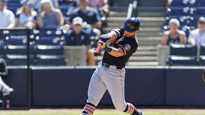 Detroit Tigers infielder Kevin McGonigle (85) hits the ball 