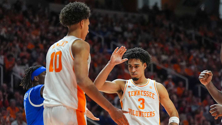 Tennessee guard Bishop Boswell (3) high-fives Tennessee forward Nate Ament (10) during a NCAA basketball game between the Tennessee Volunteers and Kentucky Wildcats at Thompson-Boling Arena at Food City Center in Knoxville, Tenn., on Jan. 17, 2026.
