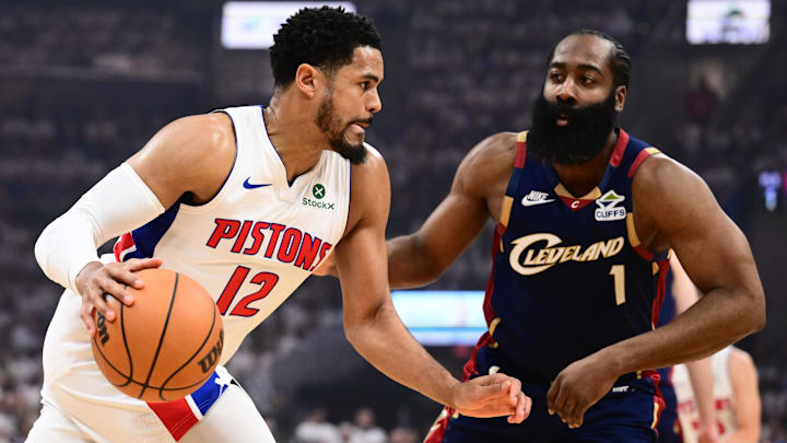 The Cavs held the lead after the first quarter thanks to a quality start from James Harden. 