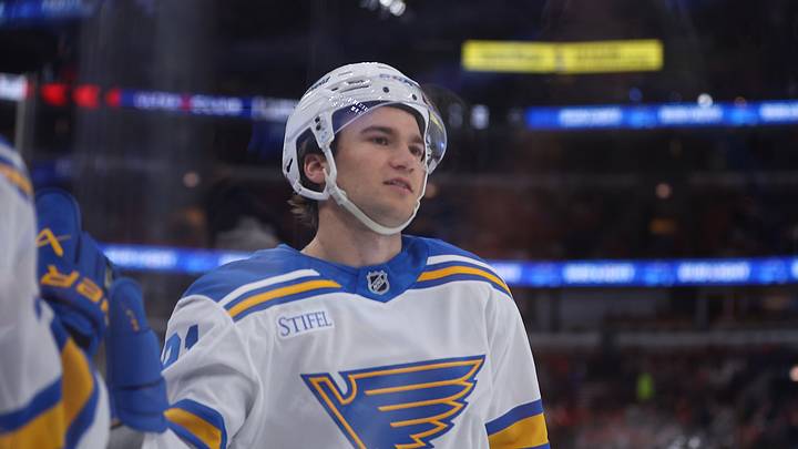 NHL: APR 11 Blues at Blackhawks