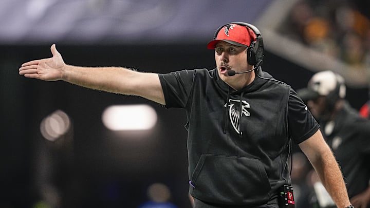 Sep 17, 2023; Atlanta, Georgia, USA; Atlanta Falcons head coach Arthur Smith reacts on the sideline against the Green Bay Packers during the second half at Mercedes-Benz Stadium. Mandatory Credit: Dale Zanine-Imagn Images