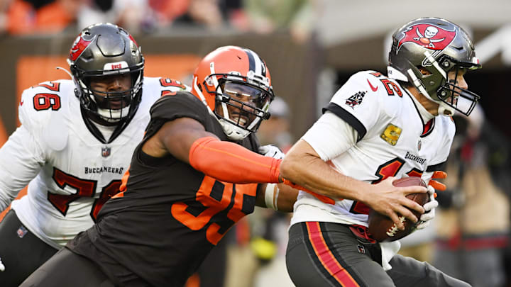 Nov 27, 2022; Cleveland, Ohio, USA; Cleveland Browns defensive end Myles Garrett (95) sacks Tampa Bay Buccaneers quarterback Tom Brady (12) during the second half at FirstEnergy Stadium. Mandatory Credit: Ken Blaze-Imagn Images Nov 27, 2022; Cleveland, Ohio, USA; Cleveland Browns defensive end Myles Garrett (95) sacks Tampa Bay Buccaneers quarterback Tom Brady (12) during the second half at FirstEnergy Stadium. Mandatory Credit: Ken Blaze-Imagn Images