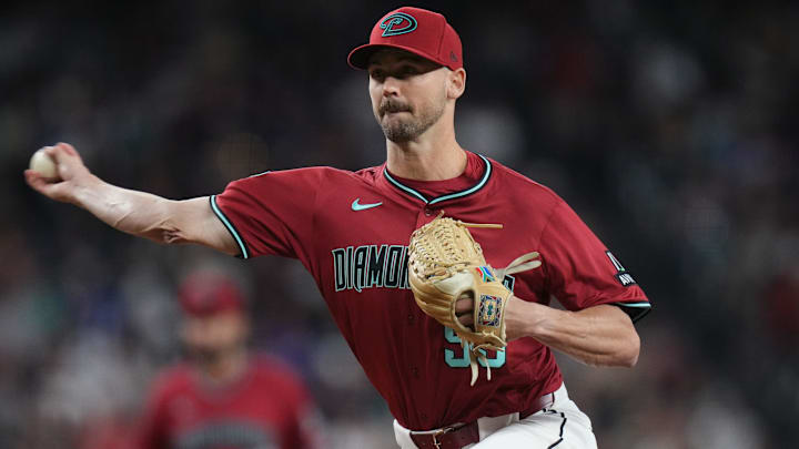 Arizona Diamondbacks’ Tayler Scott (53) pitches against the Seattle Mariners at Chase Field in Phoenix, on June 10, 2025. Arizona Diamondbacks’ Tayler Scott (53) pitches against the Seattle Mariners at Chase Field in Phoenix, on June 10, 2025.