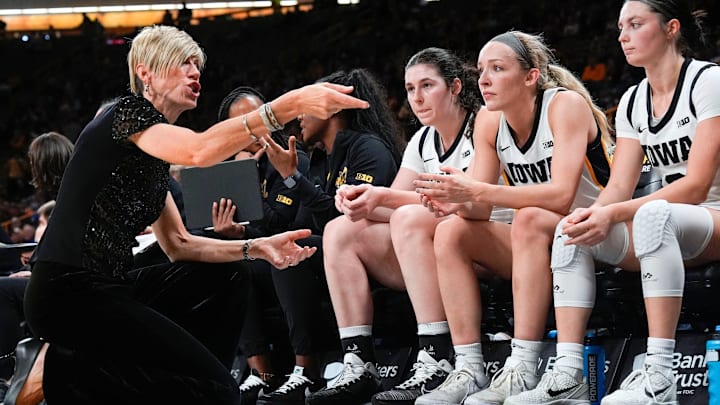 Iowa head coach Jan Jensen talks to her bench during a game against the Lindenwood Lions Dec. 13, 2025 at Carver-Hawkeye Arena in Iowa City, Iowa. Iowa head coach Jan Jensen talks to her bench during a game against the Lindenwood Lions Dec. 13, 2025 at Carver-Hawkeye Arena in Iowa City, Iowa.