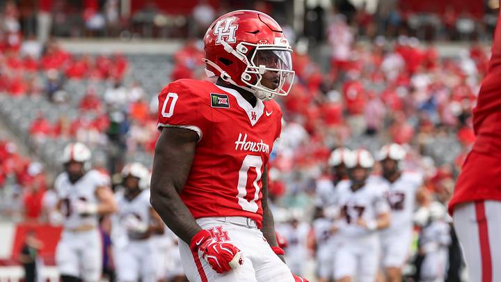 Sep 5, 2026; Houston, Texas, USA; Houston Cougars defensive back Javion White (0) reacts after making a tackle during the first quarter against the Oregon State Beavers at TDECU Stadium. Mandatory Credit: Troy Taormina-Imagn Images Sep 5, 2026; Houston, Texas, USA; Houston Cougars defensive back Javion White (0) reacts after making a tackle during the first quarter against the Oregon State Beavers at TDECU Stadium. Mandatory Credit: Troy Taormina-Imagn Images