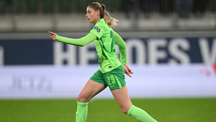 Jule Brand: Der VfL muss sich wohl nach einer Nachfolgerin für sie umschauen Jule Brand: Der VfL muss sich wohl nach einer Nachfolgerin für sie umschauen